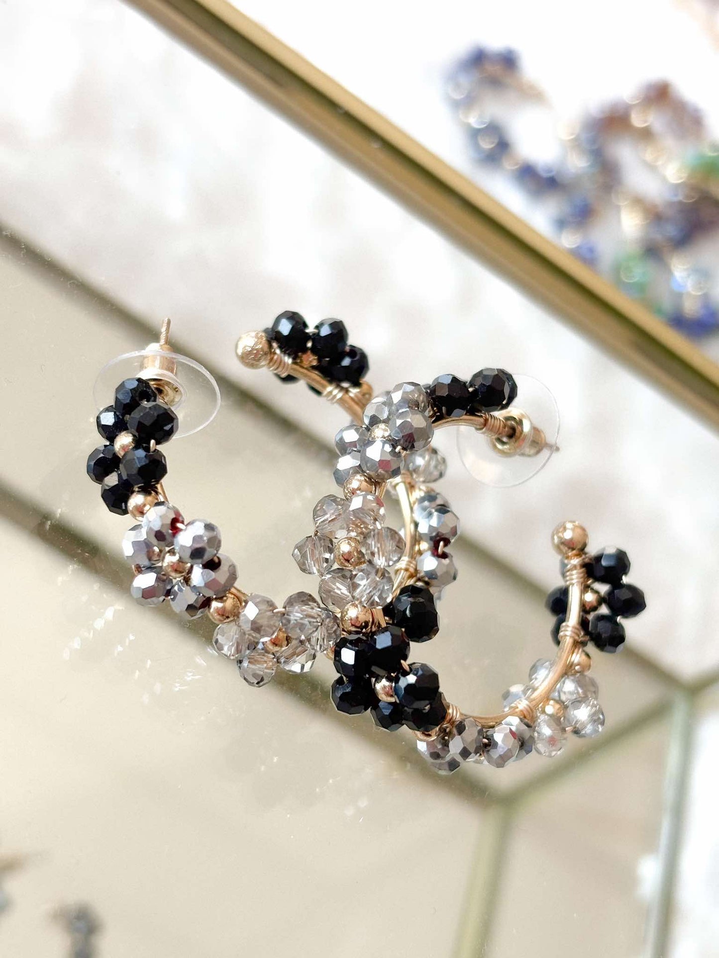 Pearly Flowery Earrings