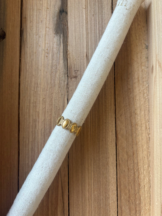 Golden rings gold